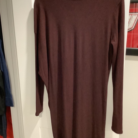 Kit + Ace rich burgundy/wine, size small - Picture 4 of 9